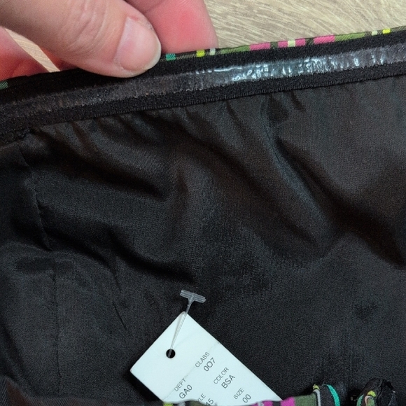 Vibrant Plaid Strapless Peplum Top - Picture 7 of 9